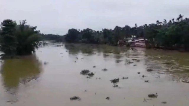 assam-flood-over-1-05-lakh-people-affected-due-to-flood-amid-heavy-rain-guwahati-flood-brahmaputra-river-water-level